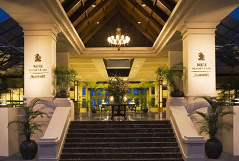 Miri Marriott Resort & Spa Εξωτερικό φωτογραφία Lobby of the hotel