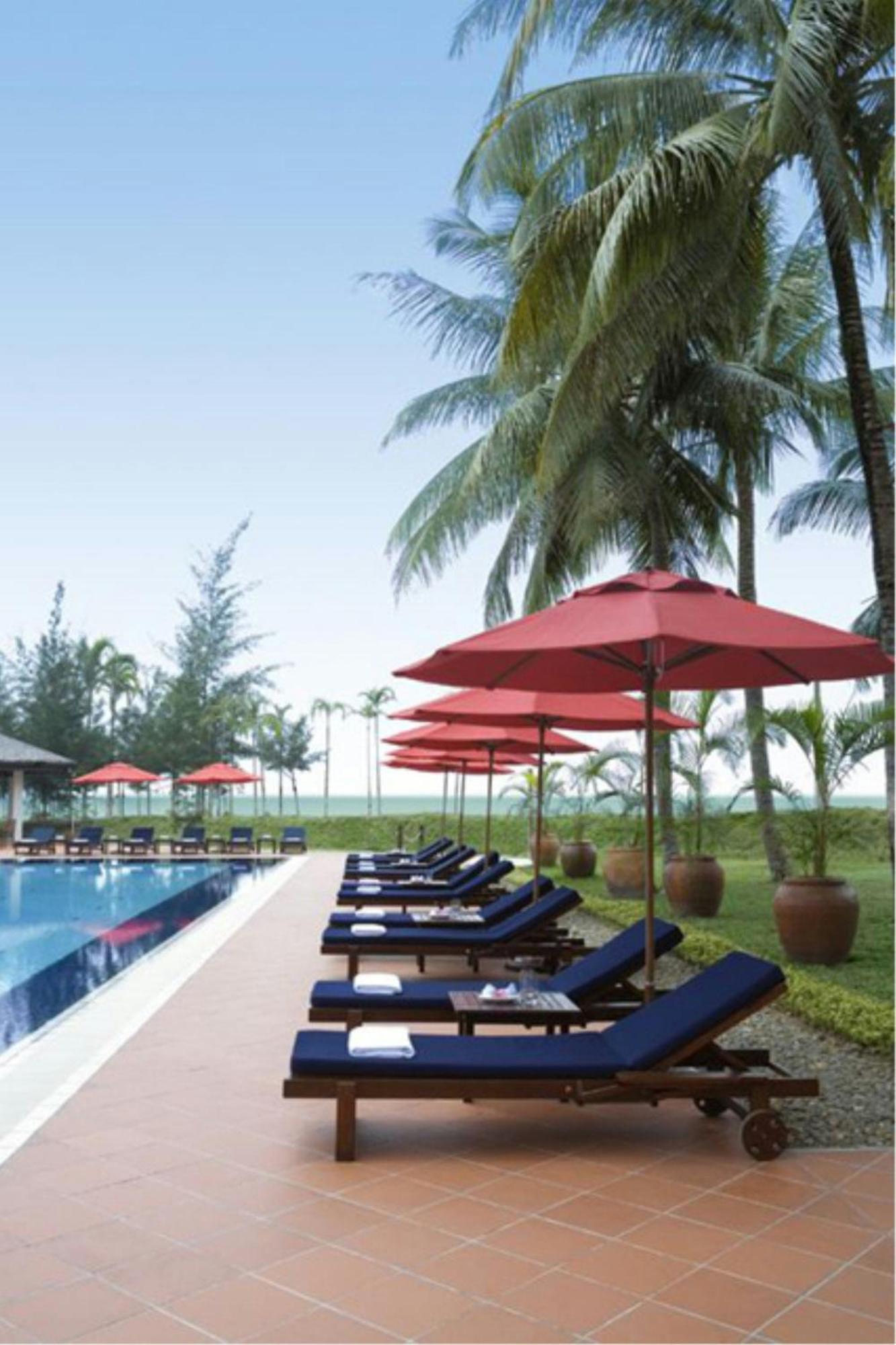 Miri Marriott Resort & Spa Εξωτερικό φωτογραφία The pool at the resort