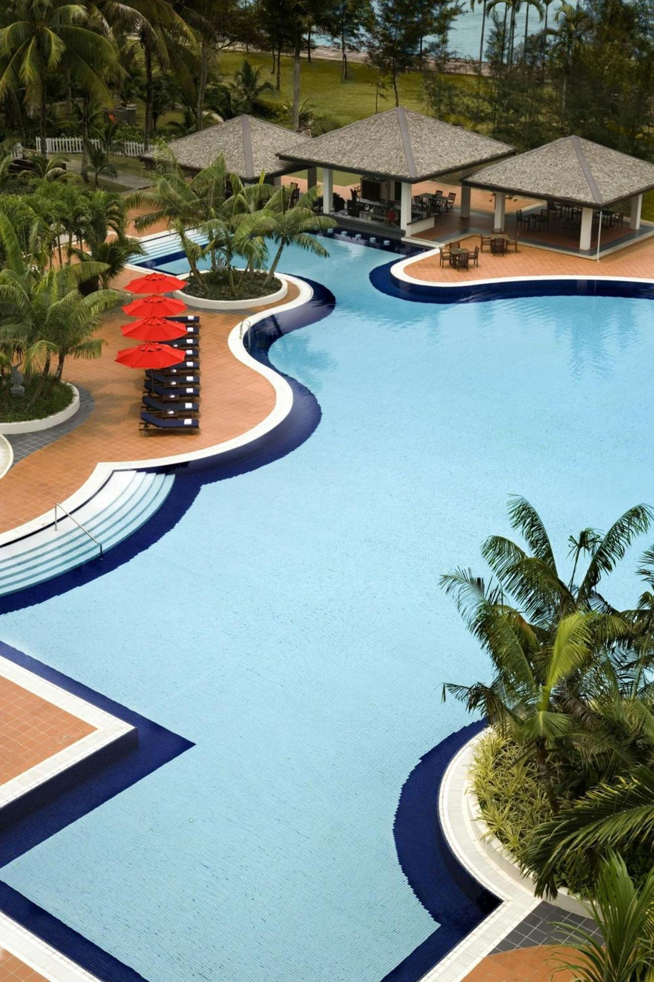 Miri Marriott Resort & Spa Εξωτερικό φωτογραφία A swimming pool